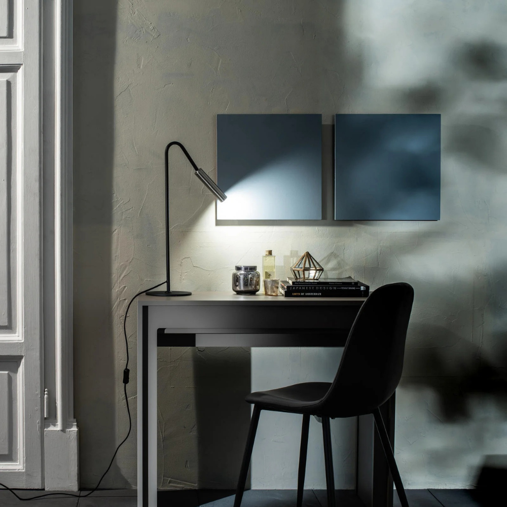 Centella, Lampada da tavolo LED (17cm X 17cm H. 56cm)