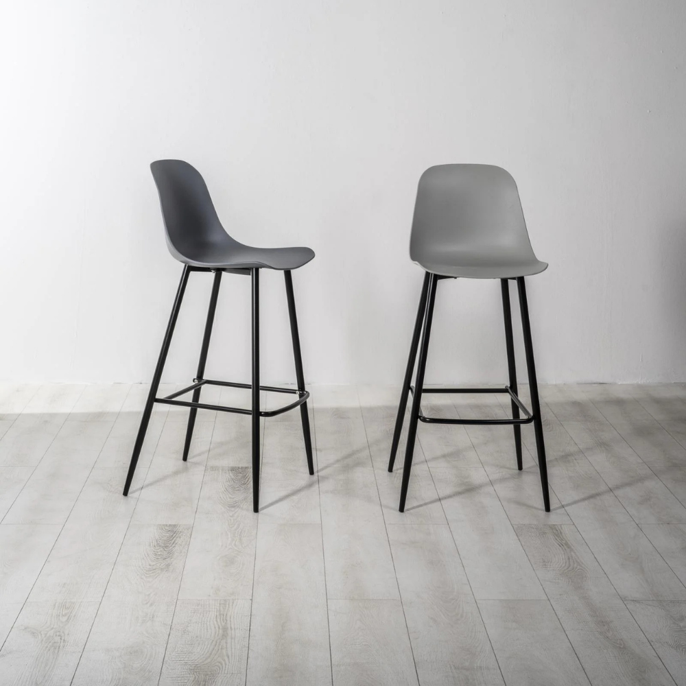 Set di 4 sgabelli Mira