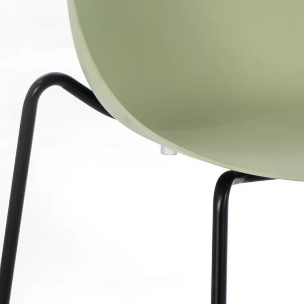 Ovo, Set di 4 Sedie in polipropilene (50cm X 51cm H. 79cm)