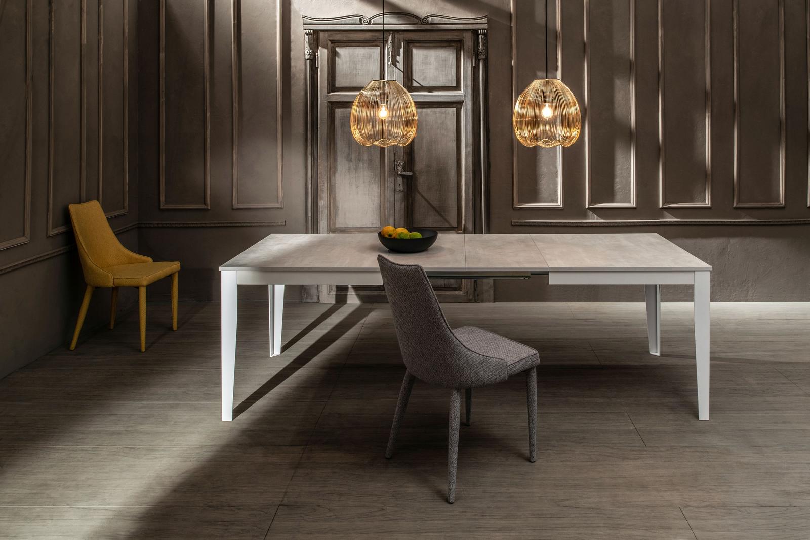 Moon, Tavolo allungabile (80cm X 130/290cm H. 76cm)