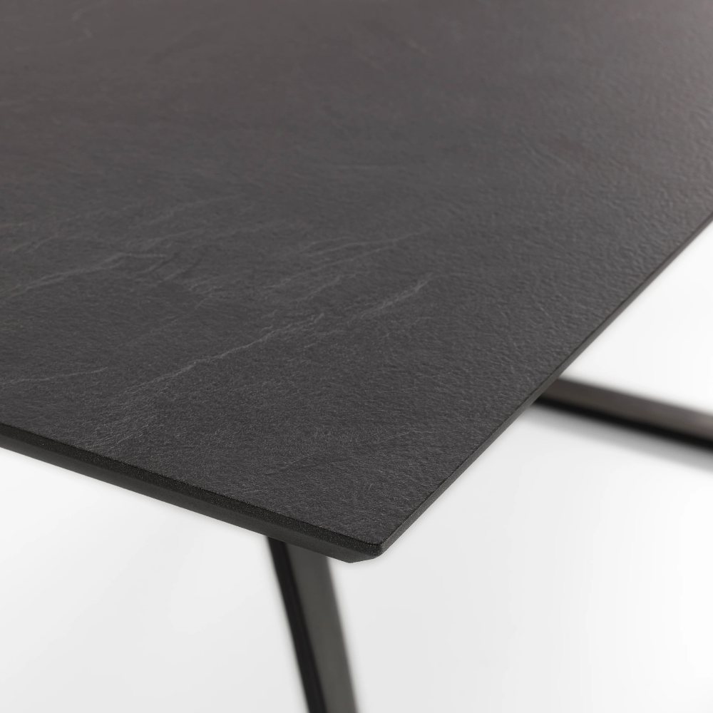 #Colore_Grigio scuro