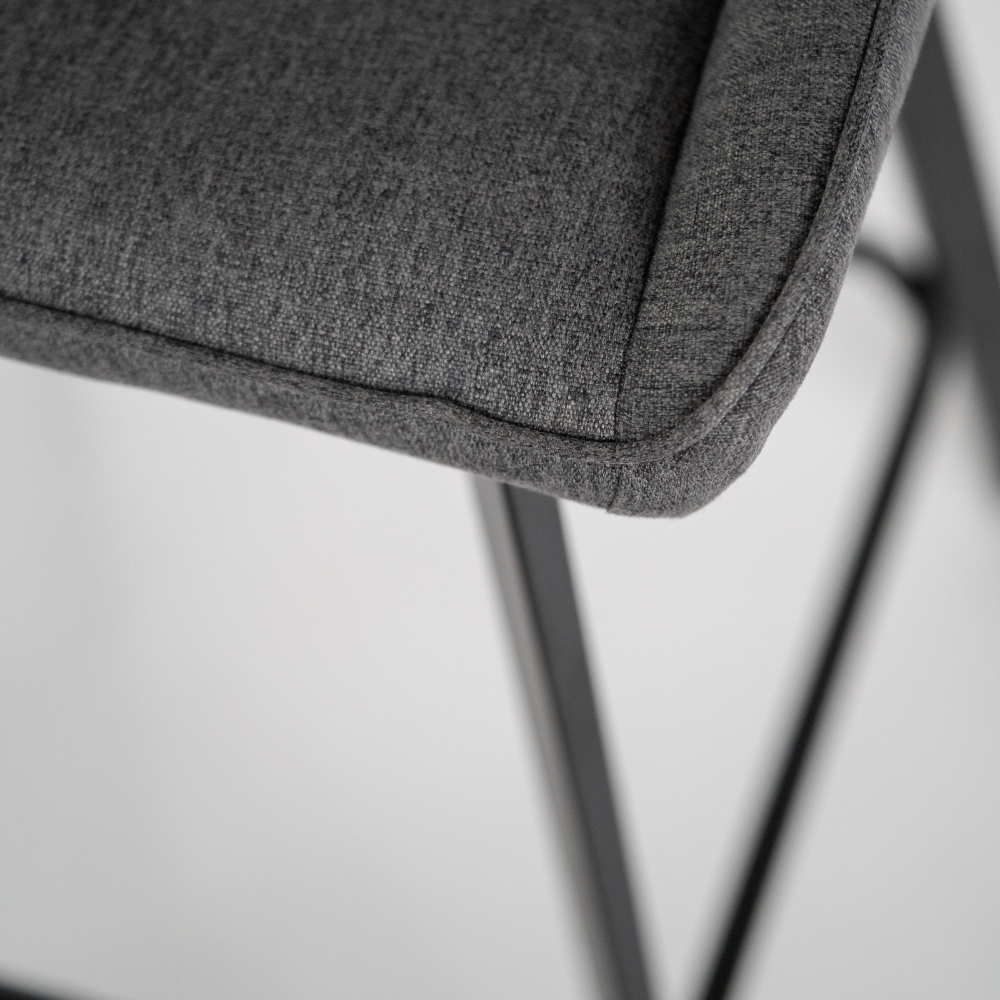 #Colore_Grigio scuro